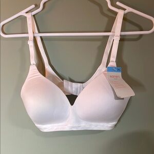 Warner's Women's White Bra‎
